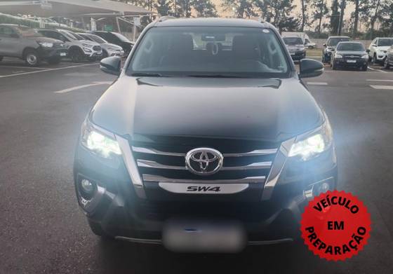 TOYOTA HILUX SW4 2.7 SR 4X2 16V FLEX 4P MANUAL